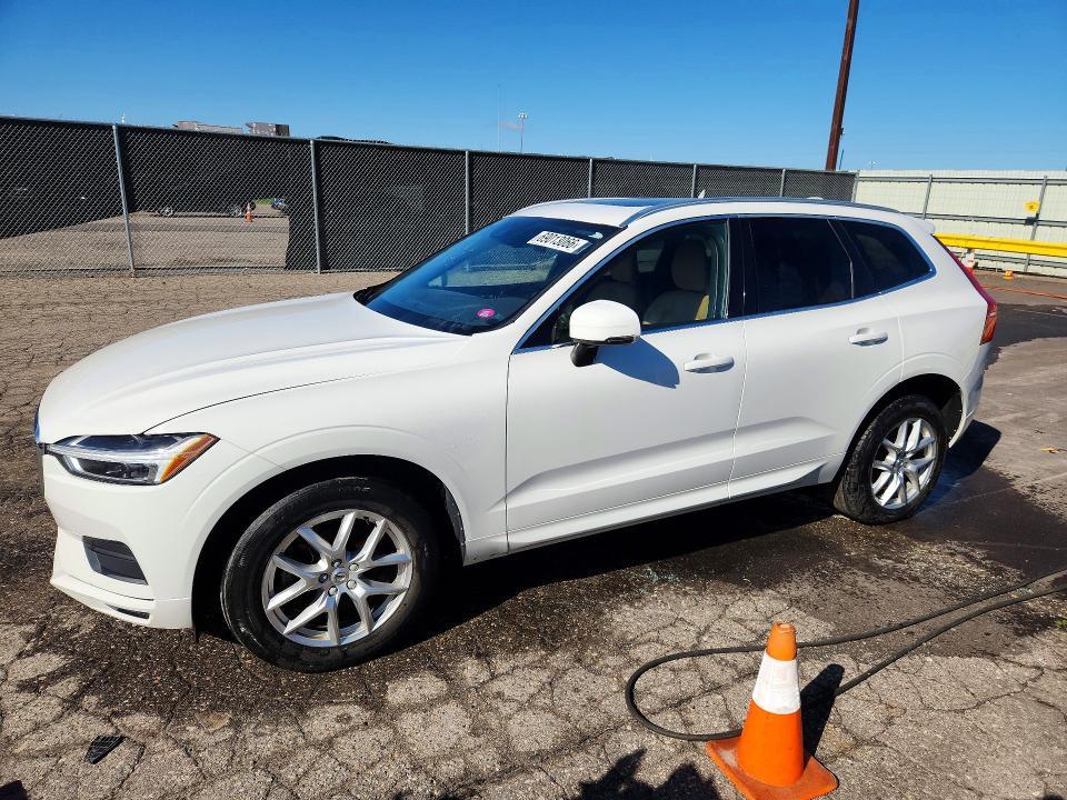 2020 VOLVO XC60 T5 MOMENTUM  