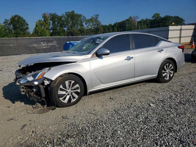 2019 NISSAN ALTIMA S