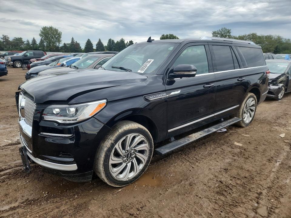 2024 LINCOLN NAVIGATOR L RESERVE  