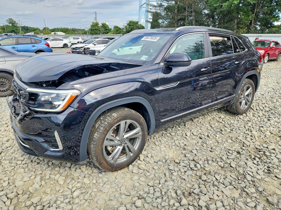 2024 VOLKSWAGEN ATLAS CROSS SPORT SEL R-LINE  