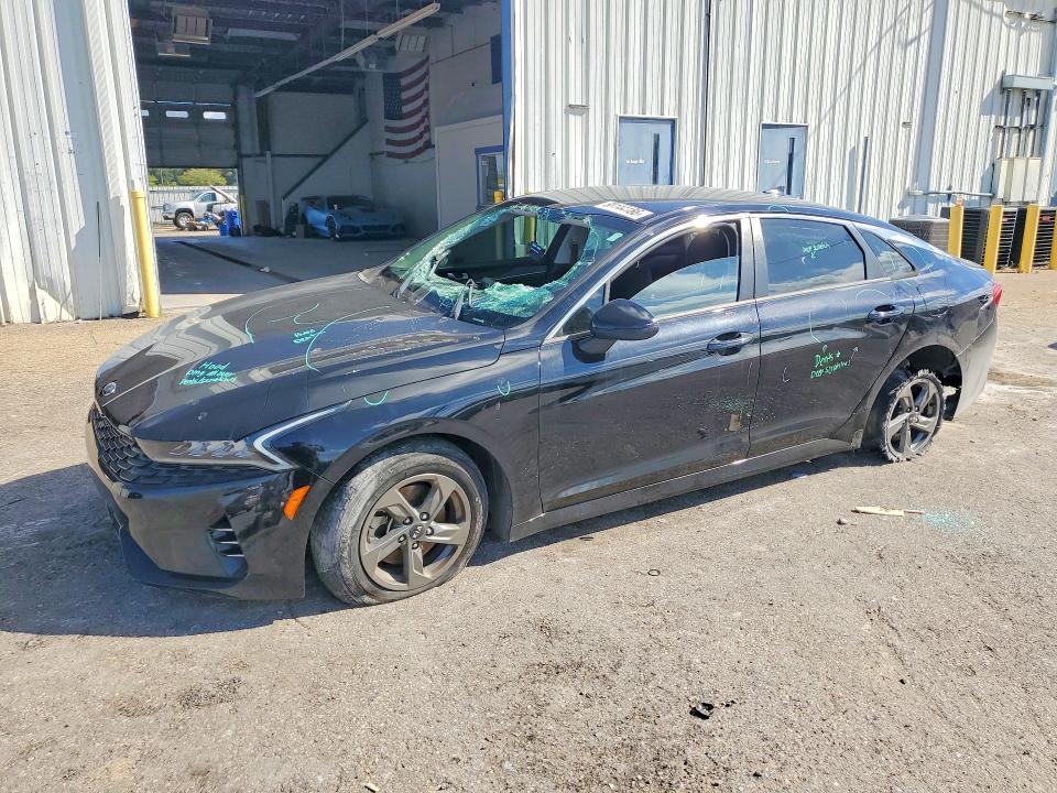 2021 KIA K5 LXS  
