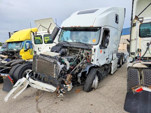 2017 VOLVO VN   