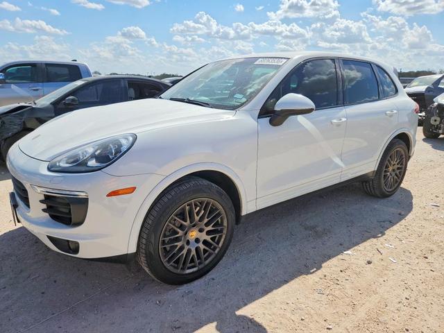 2017 PORSCHE CAYENNE   