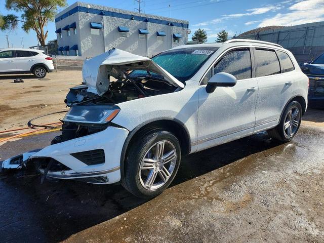 2015 VOLKSWAGEN TOUAREG V6  