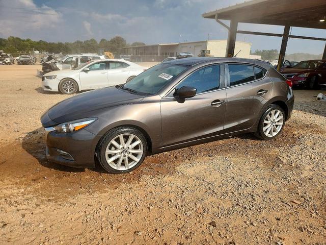 2017 MAZDA 3 TOURING  