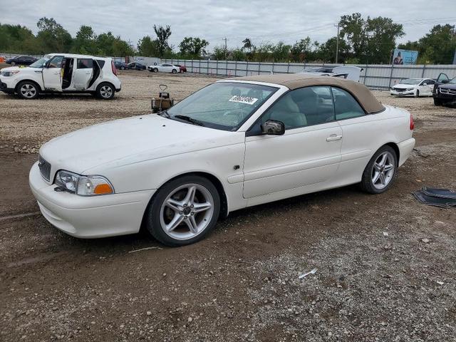 2002 VOLVO C70   