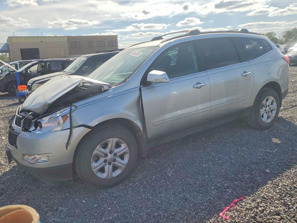 2011 CHEVROLET TRAVERSE LT  