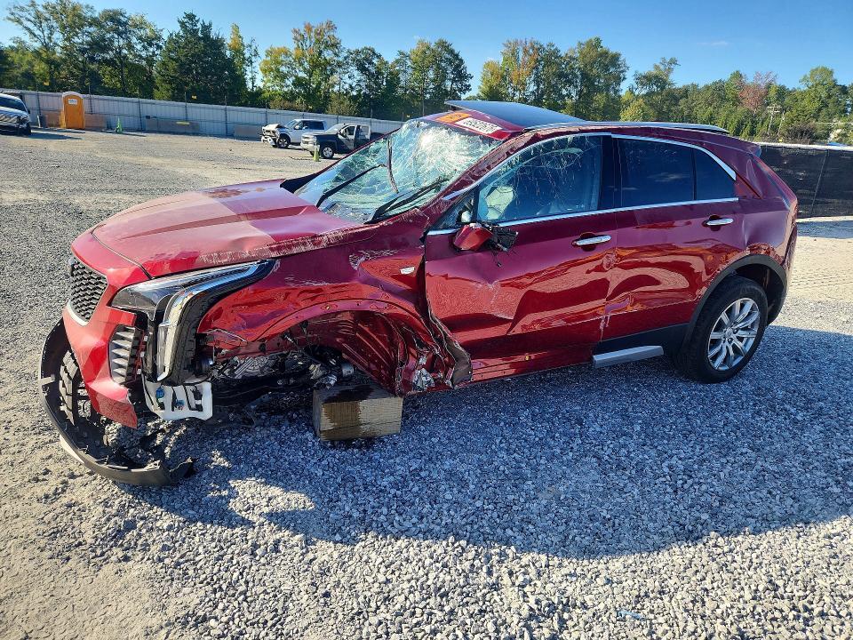 2023 CADILLAC XT4 PREMIUM LUXURY  