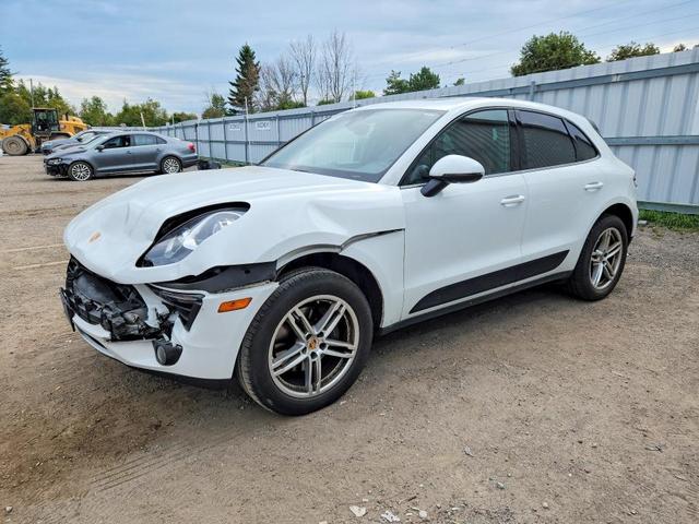 2017 PORSCHE MACAN   