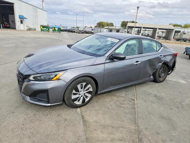 2024 NISSAN ALTIMA S  