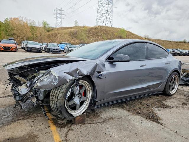2025 TESLA MODEL 3   