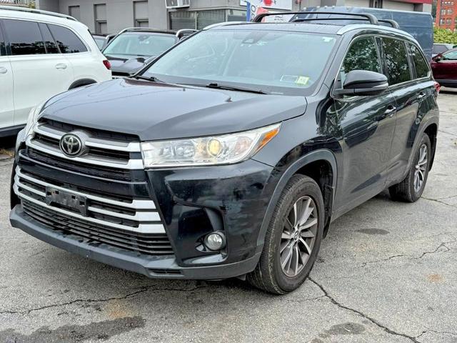 2018 TOYOTA HIGHLANDER XLE  