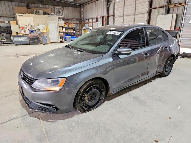 2011 VOLKSWAGEN JETTA 4D SE   
