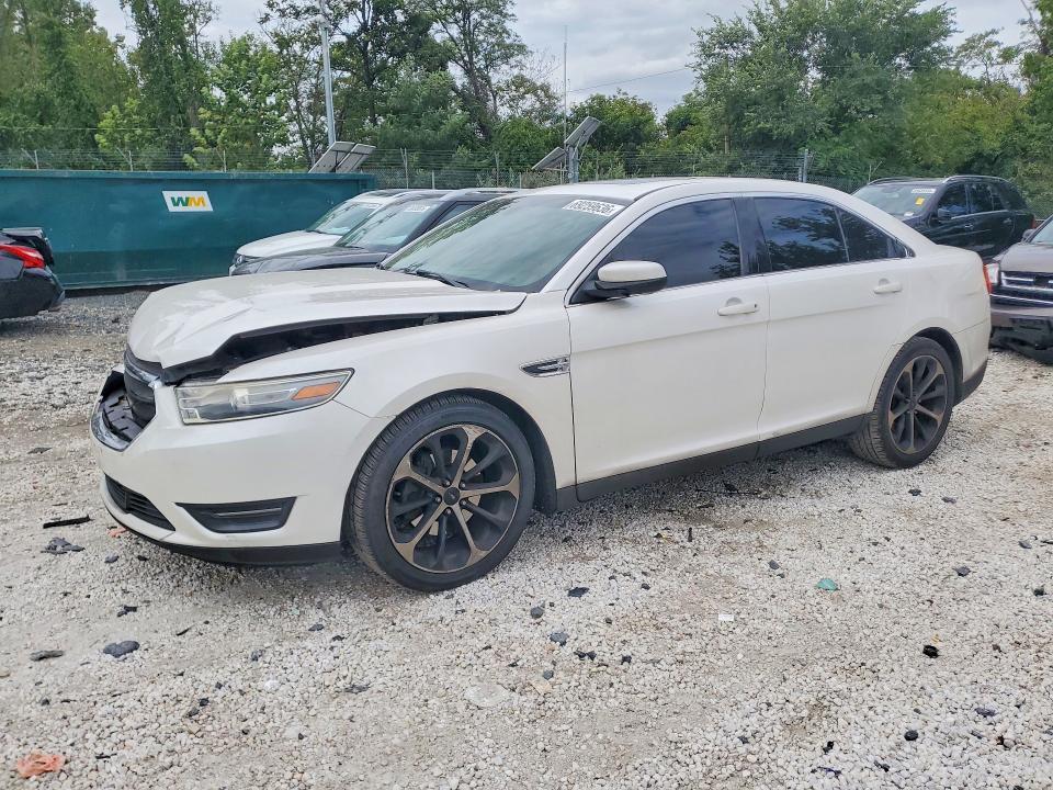 2014 FORD TAURUS SEL  