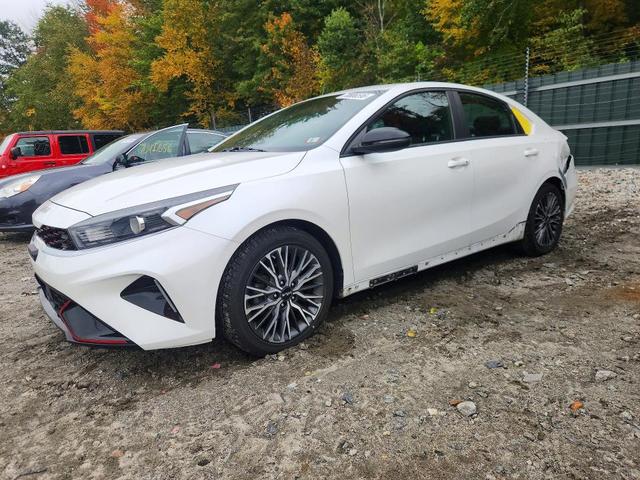 2022 KIA FORTE GT LINE  