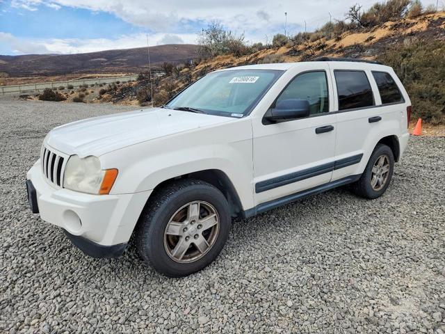 2005 JEEP GRAND CHEROKEE LAREDO  