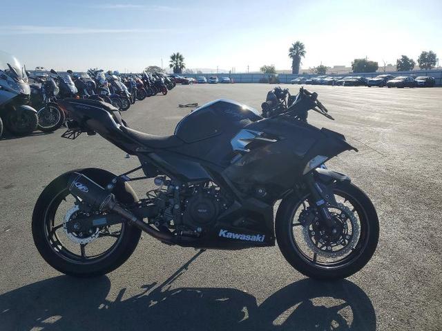 2018 KAWASAKI EX400   