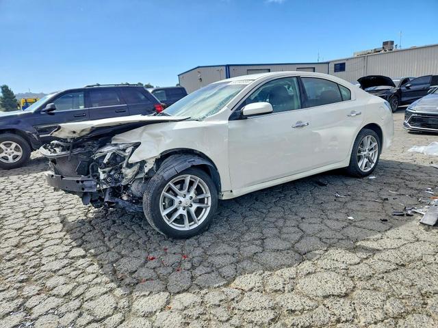 2014 NISSAN MAXIMA 35 S  