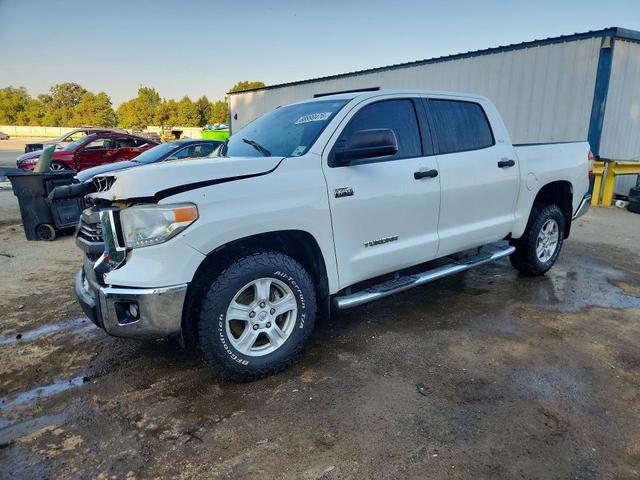 2015 TOYOTA TUNDRA SR5