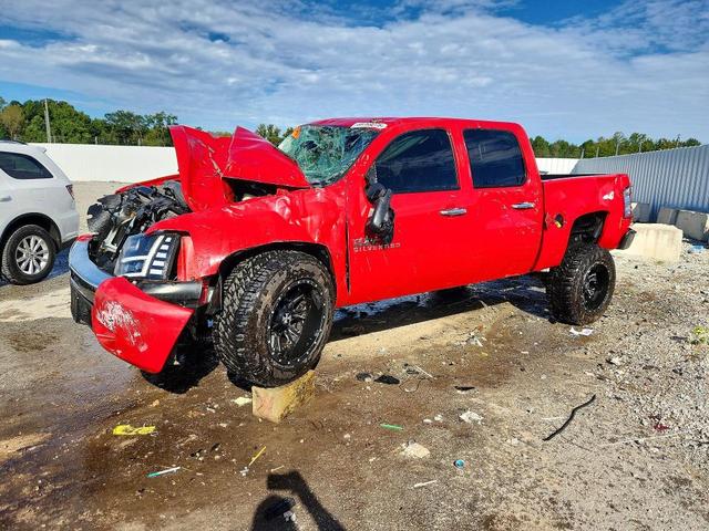2011 CHEVROLET SILVERADO K1500 LT  