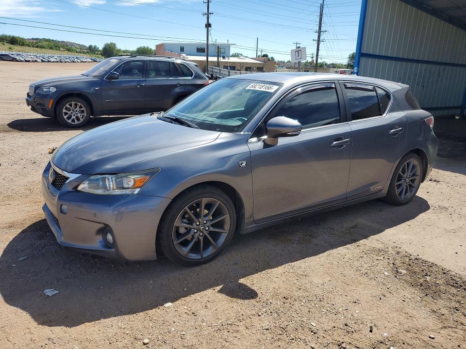 2013 LEXUS CT 200  