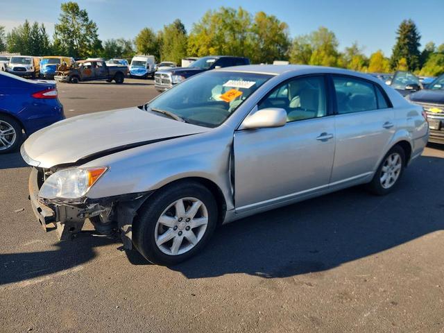 2009 TOYOTA AVALON XL  