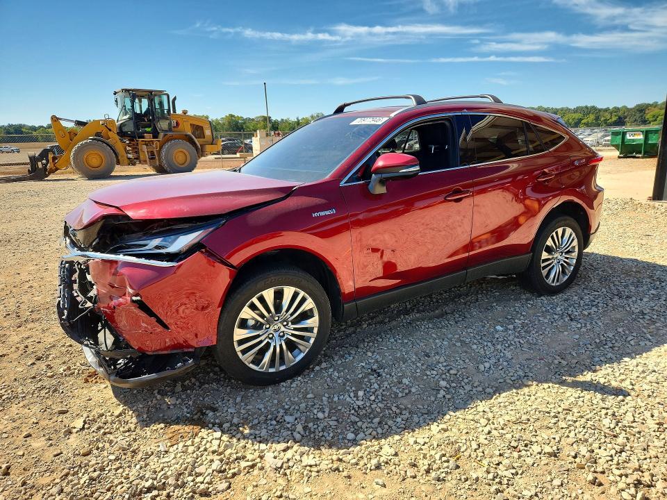 2021 TOYOTA VENZA XLE  