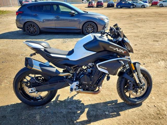 2024 CF MOTO 800NK   