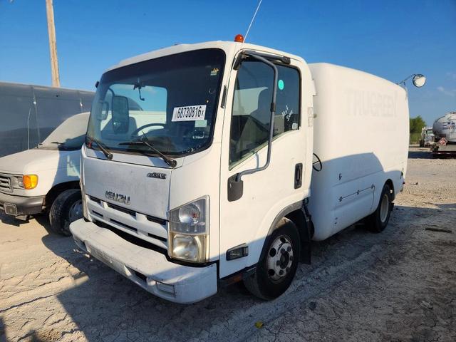 2009 ISUZU NPR DELIVERY TRUCK