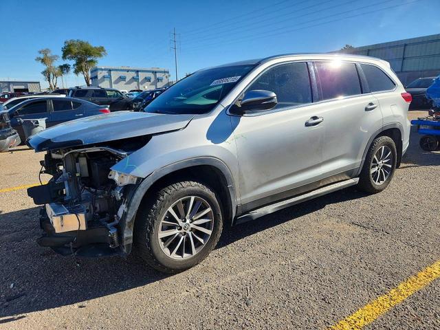 2019 TOYOTA HIGHLANDER XLE  