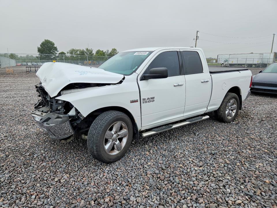 2015 RAM 1500 SLT  