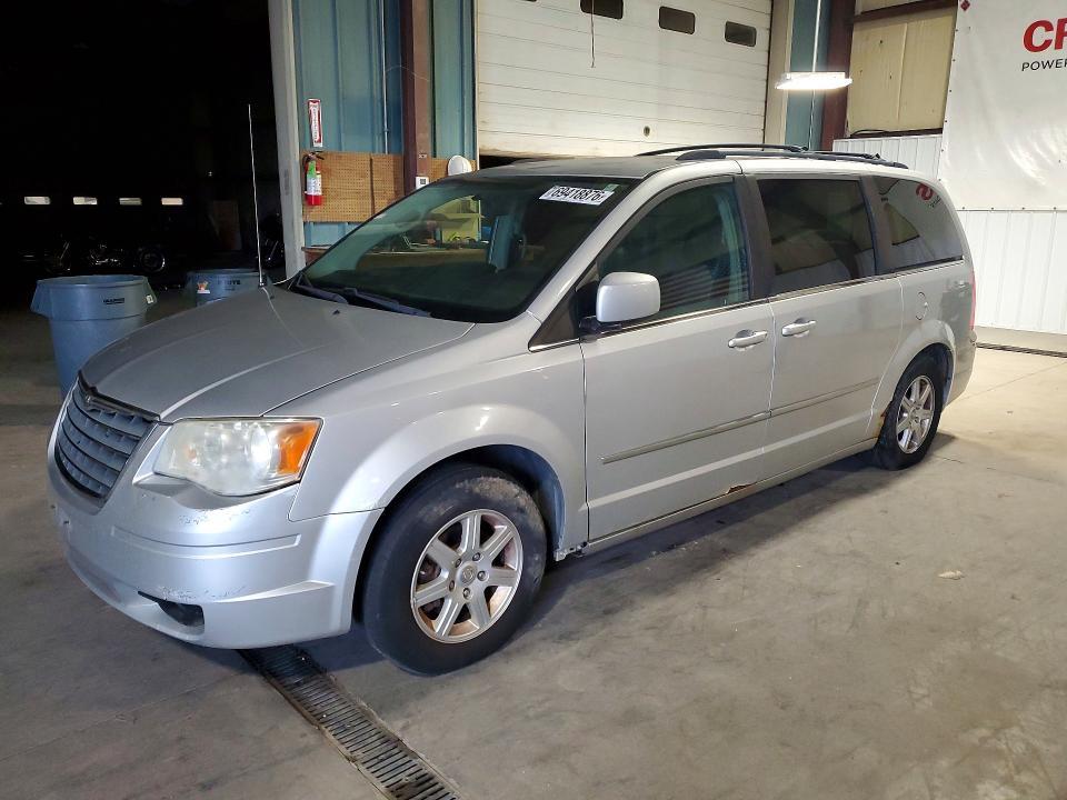 2010 CHRYSLER TOWN & COUNTRY TOURING PLUS  