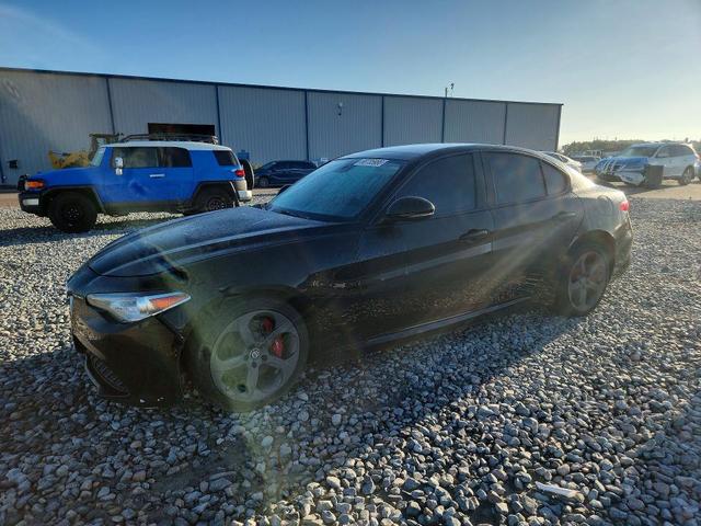 2017 ALFA ROMEO GIULIA   