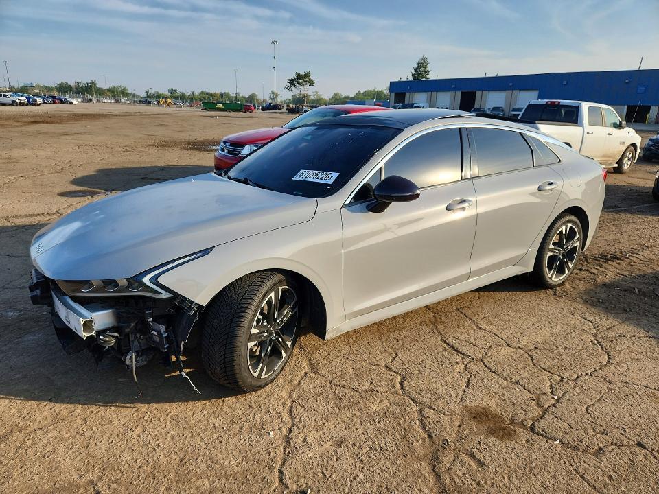 2022 KIA K5 GT LINE  