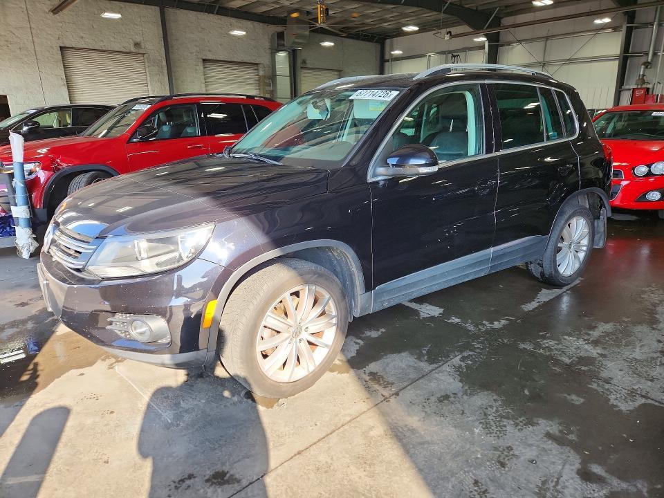 2015 VOLKSWAGEN TIGUAN S  