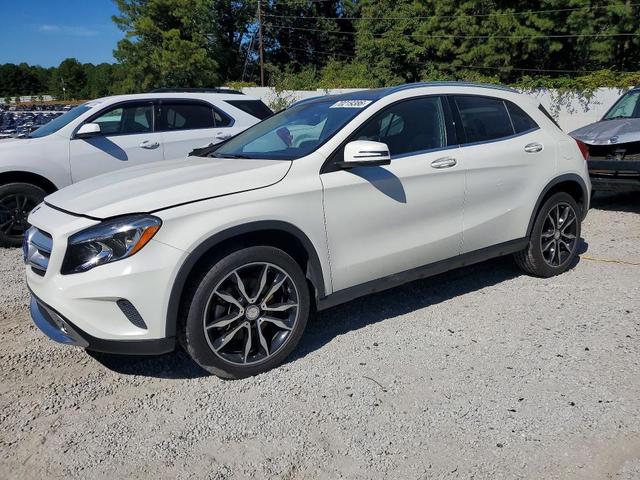 2015 MERCEDES-BENZ GLA 250  