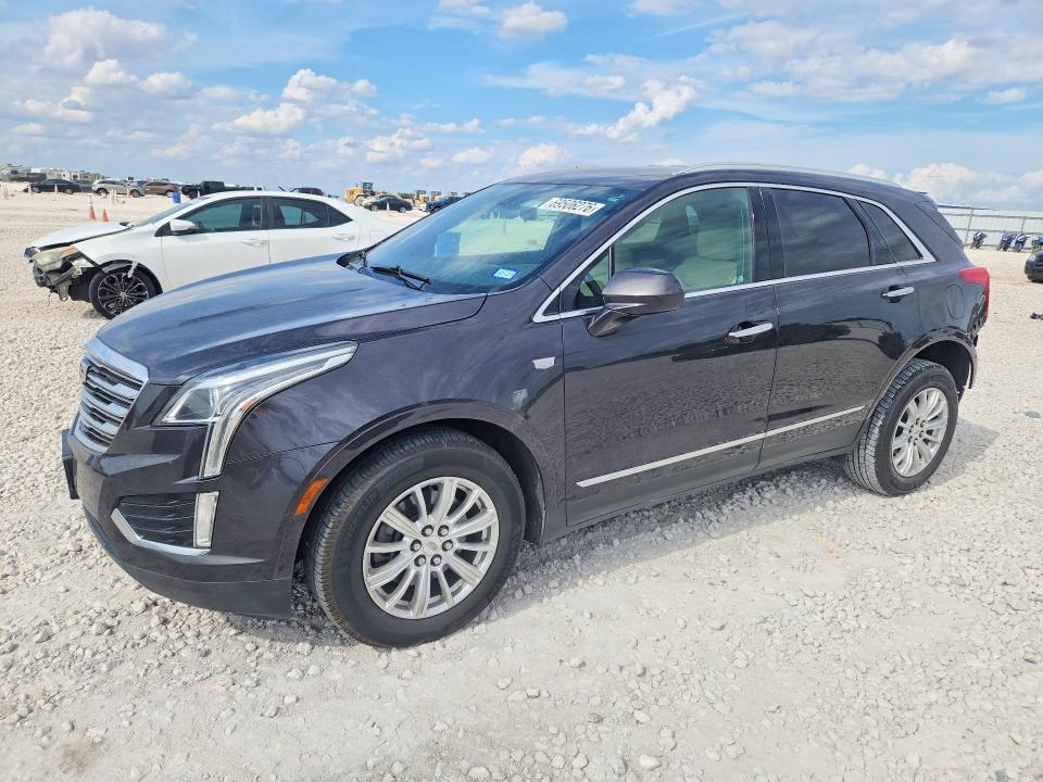 2017 CADILLAC XT5   