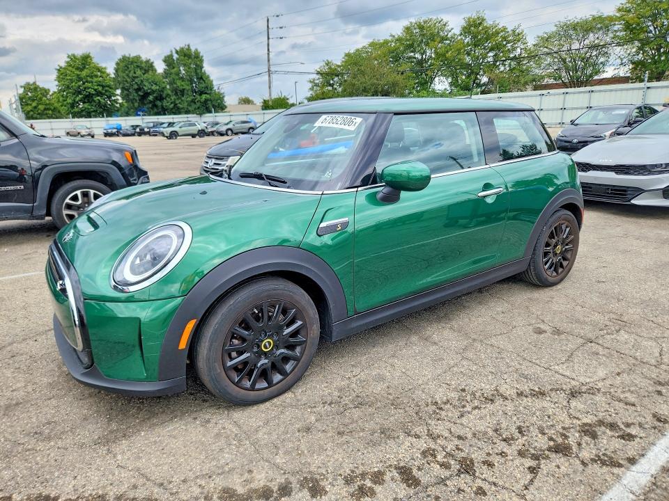 2023 MINI COOPER SE  