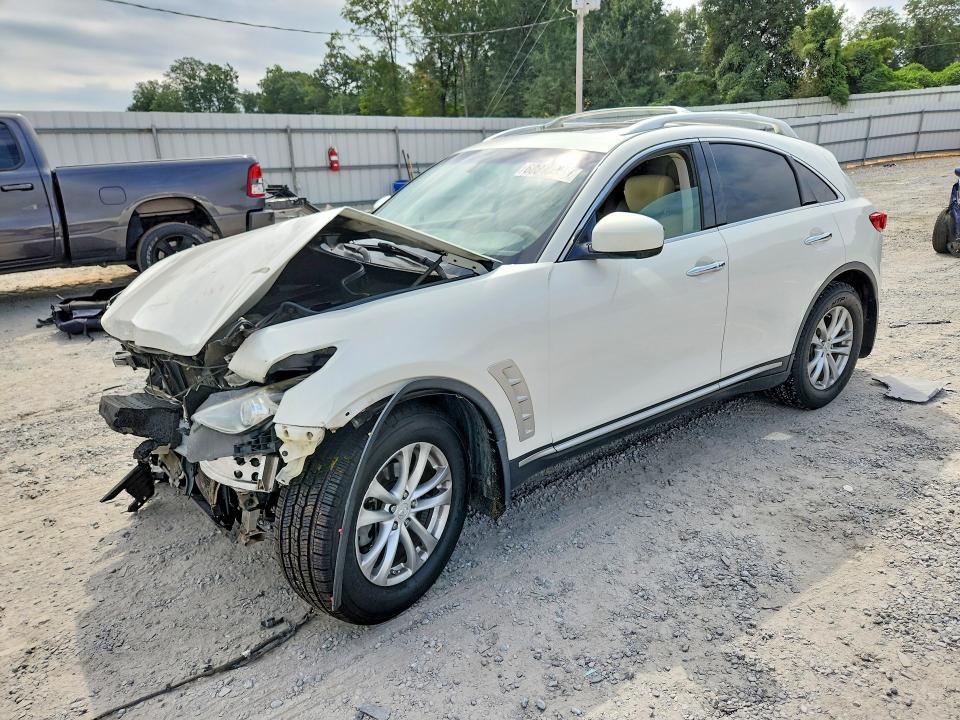 2010 INFINITI FX35 BASE  