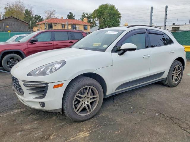 2018 PORSCHE MACAN   