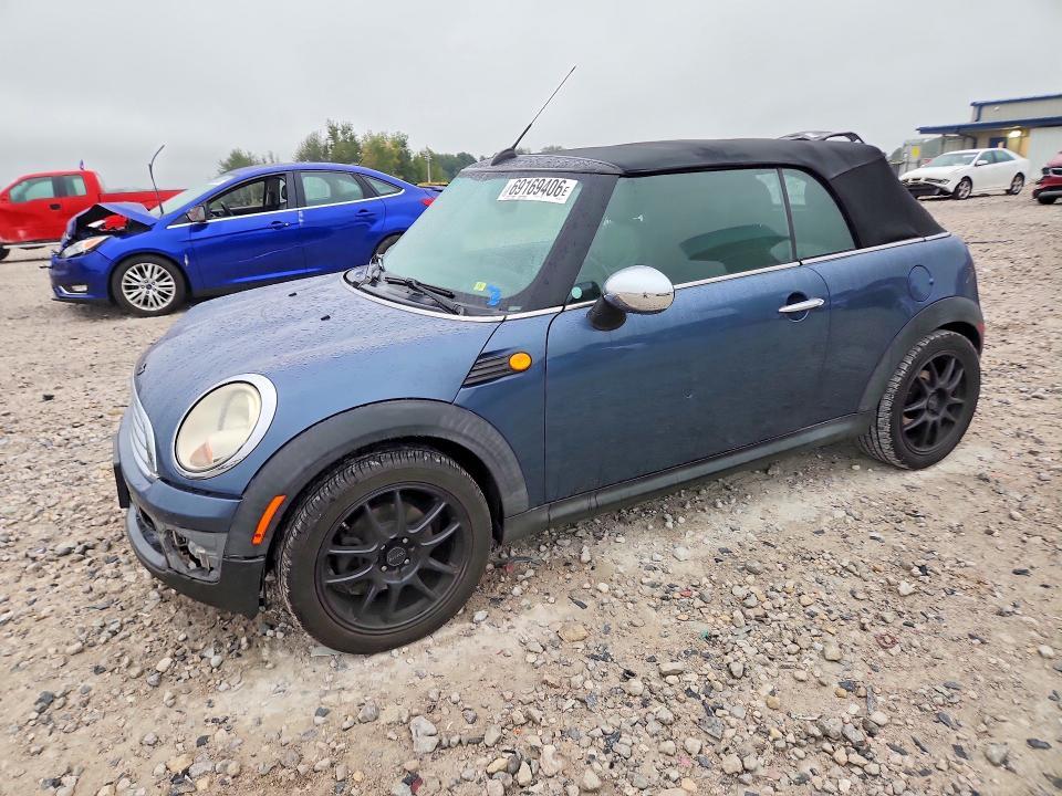 2009 MINI COOPER   
