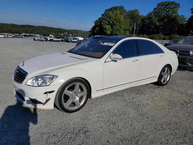 2009 MERCEDES-BENZ S 550  