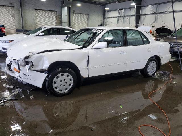 1996 TOYOTA CAMRY LE  