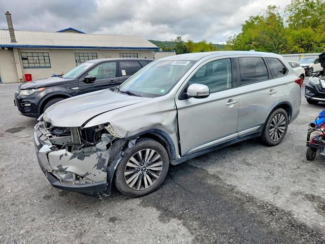 2020 MITSUBISHI OUTLANDER SE  