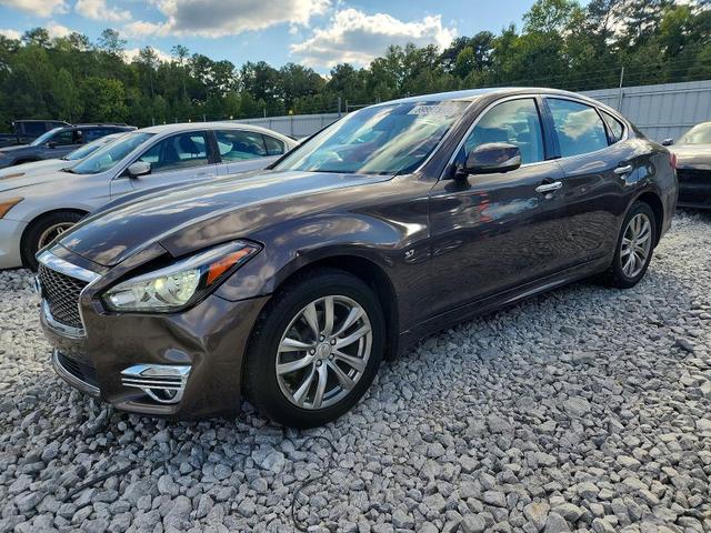 2018 INFINITI Q70 37 LUXE  