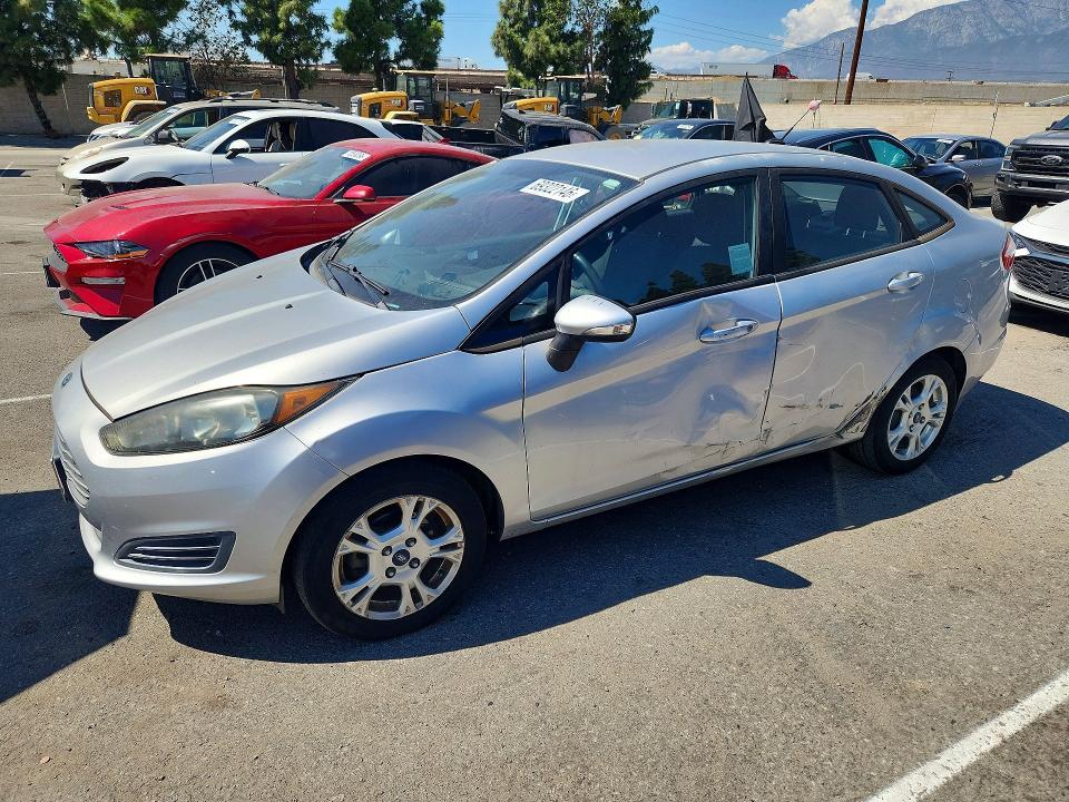 2015 FORD FIESTA SE  
