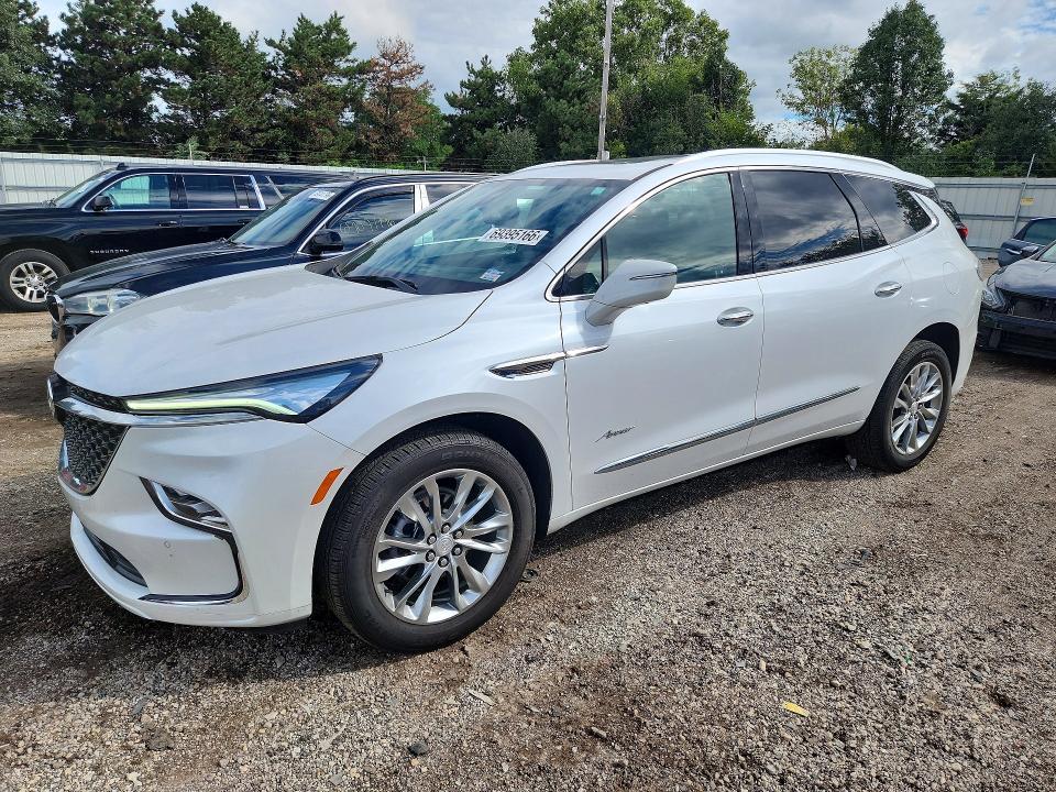 2022 BUICK ENCLAVE AVENIR  