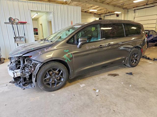 2019 CHRYSLER PACIFICA TOURING L PLUS  