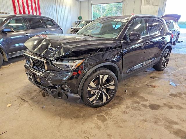 2024 VOLVO XC40 ULTIMATE  