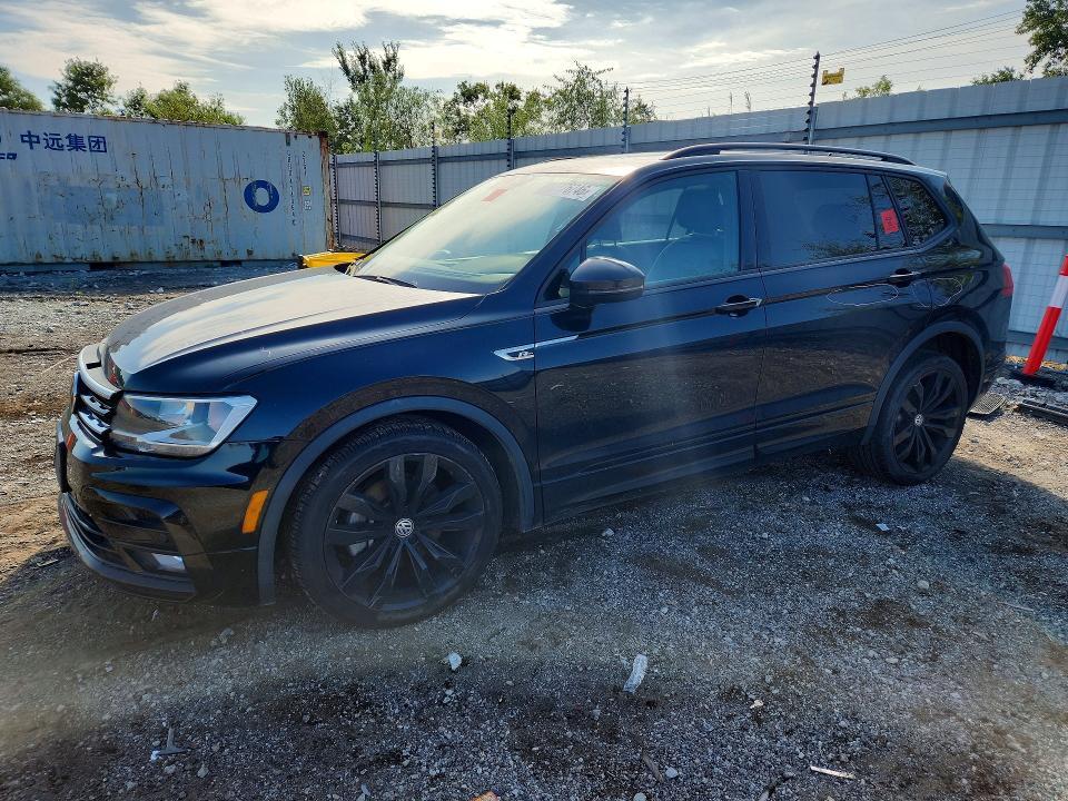 2021 VOLKSWAGEN TIGUAN SE  